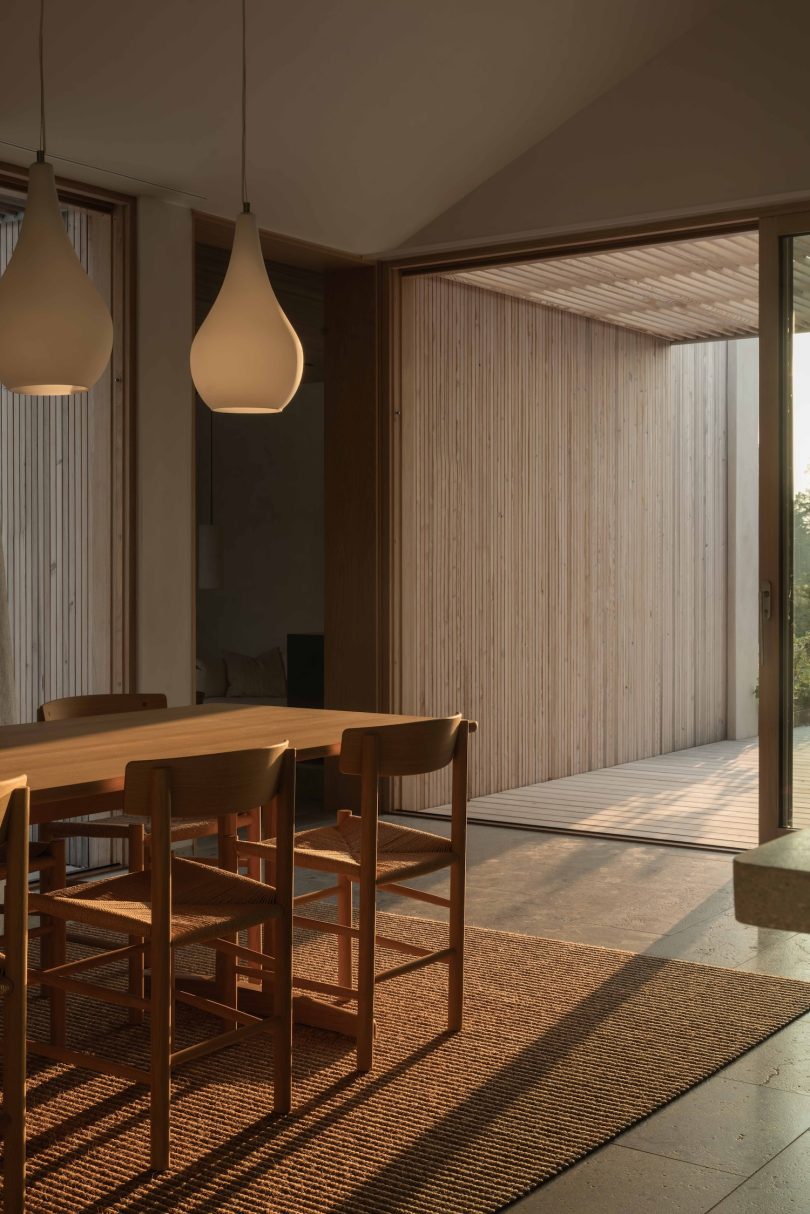 Johan Sundberg设计的简约住宅Sommarhus E