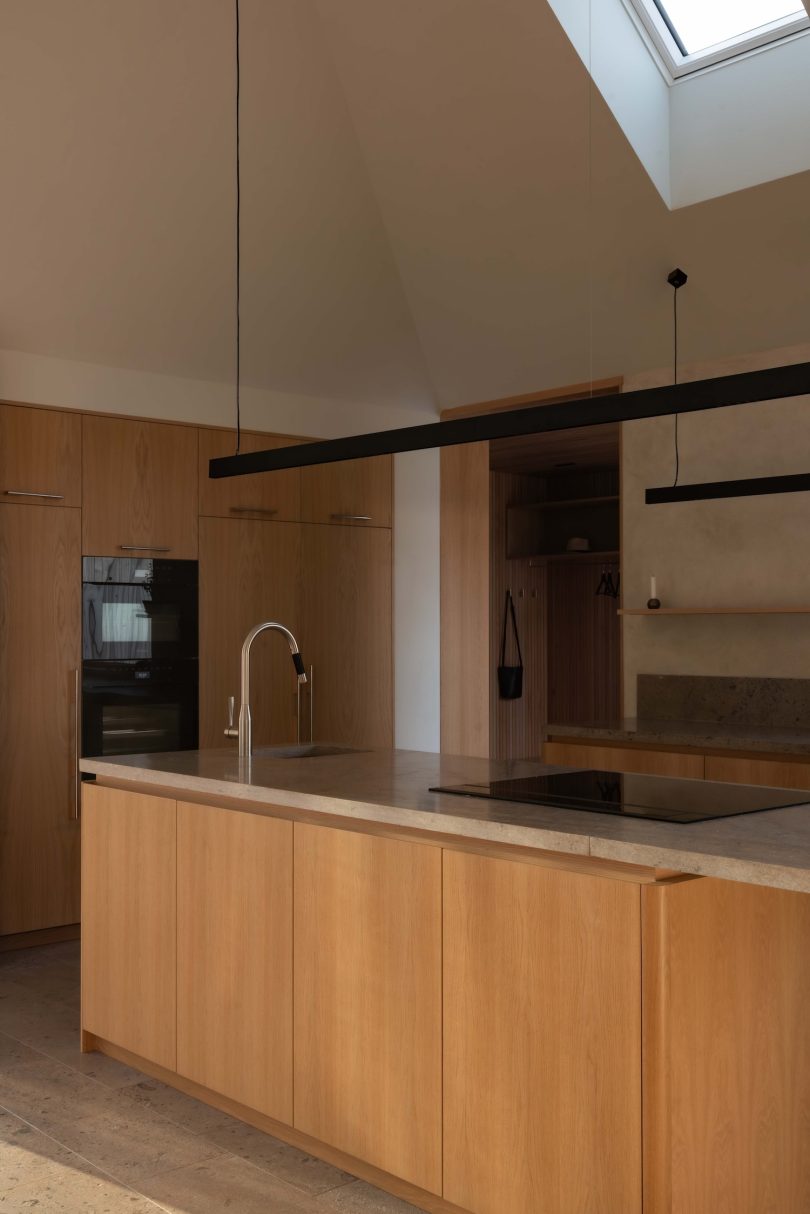 Johan Sundberg设计的简约住宅Sommarhus E