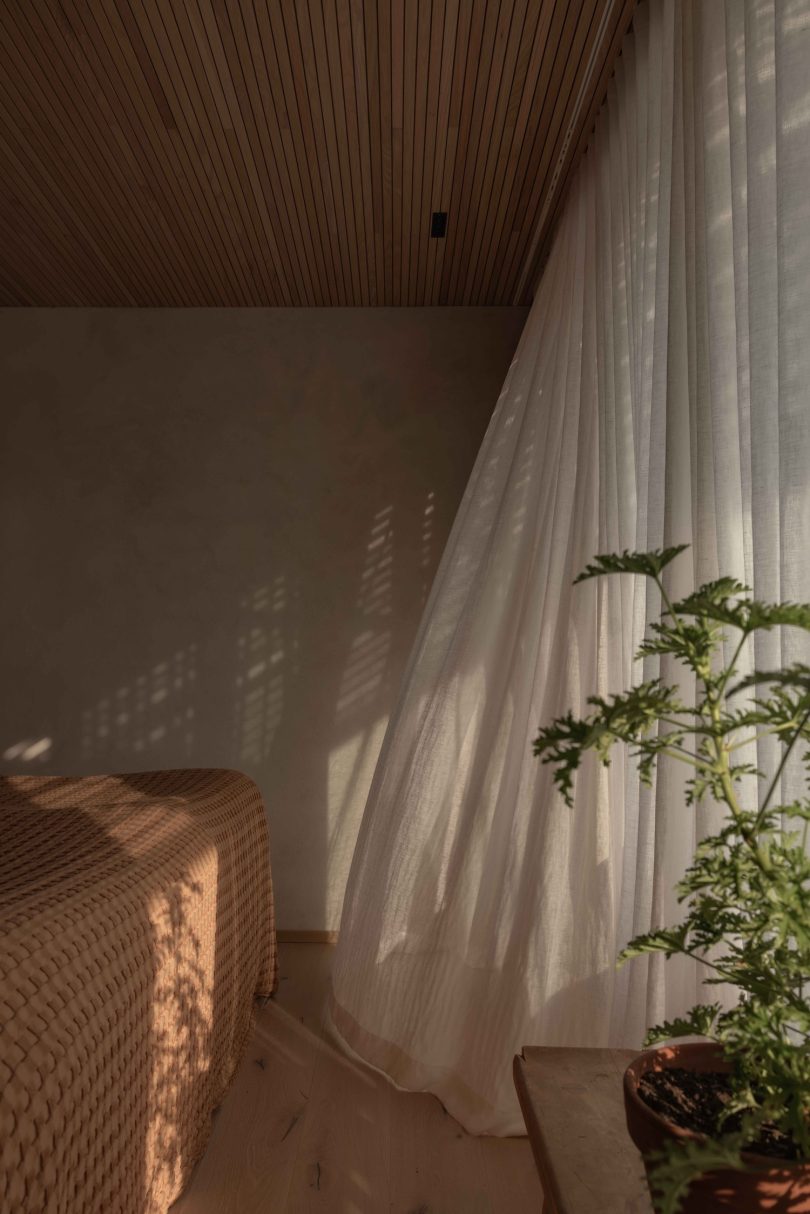 Johan Sundberg设计的简约住宅Sommarhus E