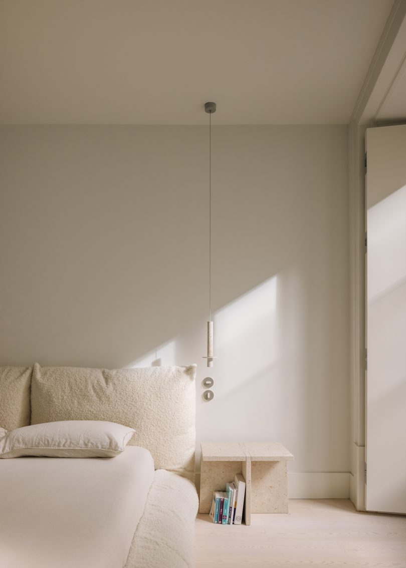 由RAR.STUDIO设计的简约公寓Apartment CK