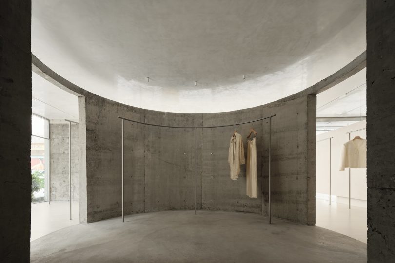 由ZHIXIANG DESIGN设计的极简主义空间ENC