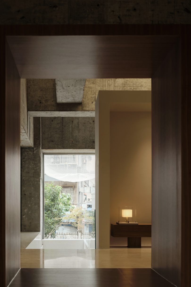 由ZHIXIANG DESIGN设计的极简主义空间ENC