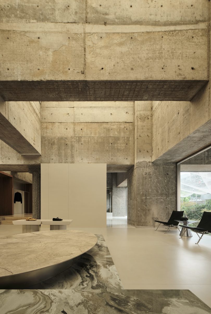 由ZHIXIANG DESIGN设计的极简主义空间ENC