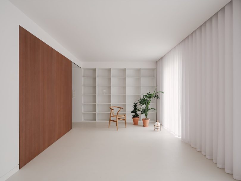 Ignacio Olite Arquitectos设计的简约住宅M&M House