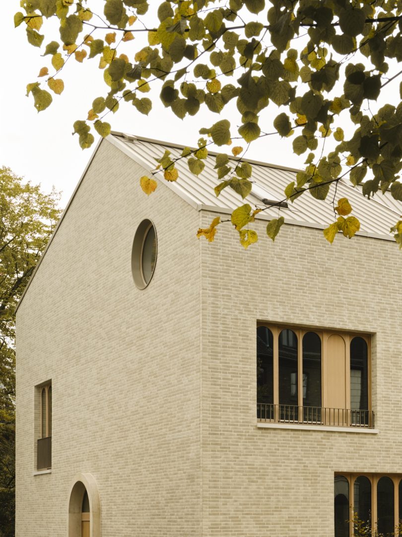 由Nidus设计的极简建筑项目Sankt Göres