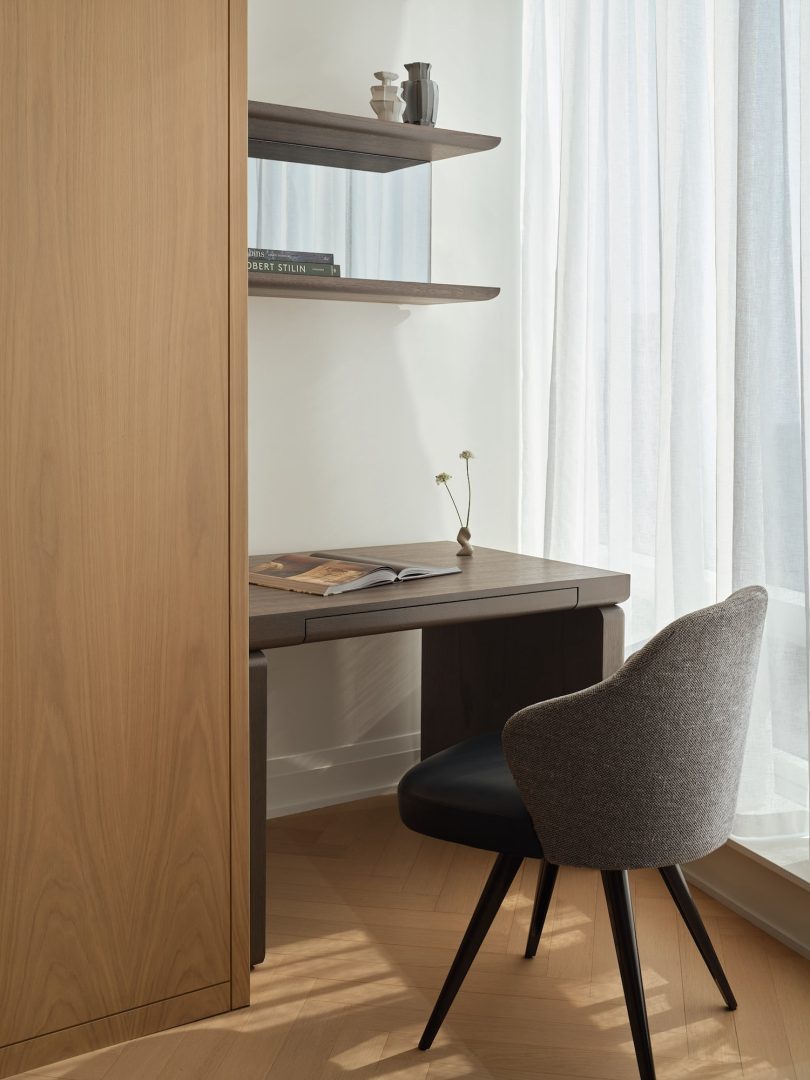 Alina Ryssina设计的极简公寓Shangri-La Toronto Residence