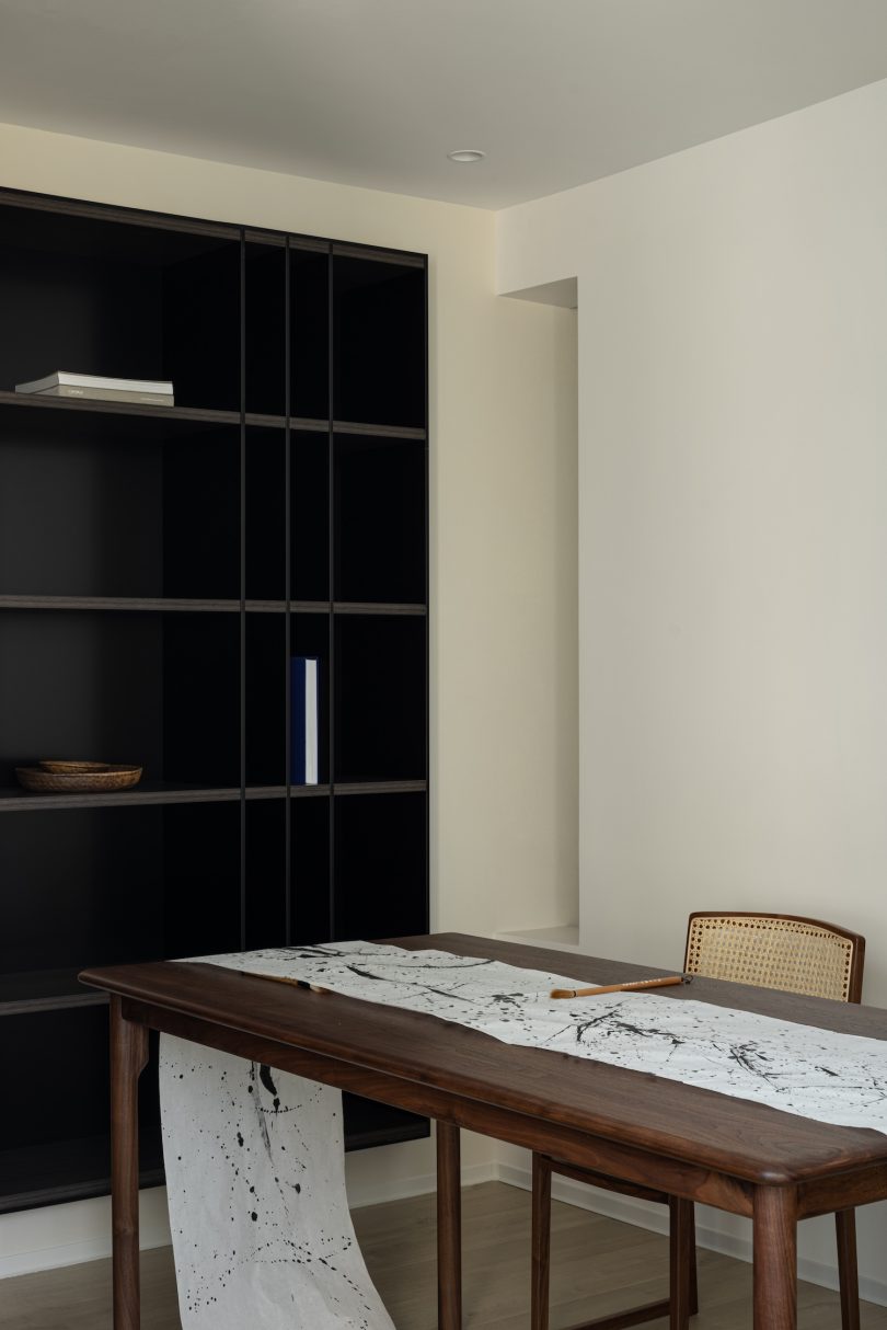 Zhenxi Zhu设计的极简住宅Three Generation Home