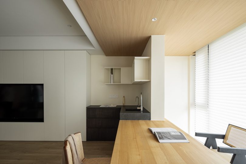 Zhenxi Zhu设计的极简住宅Three Generation Home