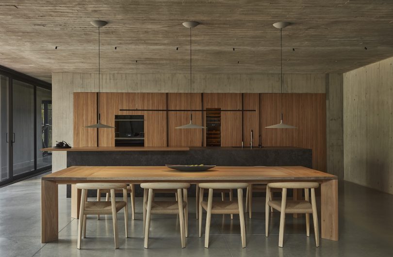 由5 Sólidos与Studiokp2设计的极简住宅Casa Haras