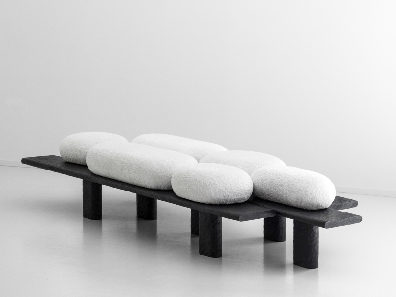 Ferréol Babin设计的极简主义长凳Chavire Bench