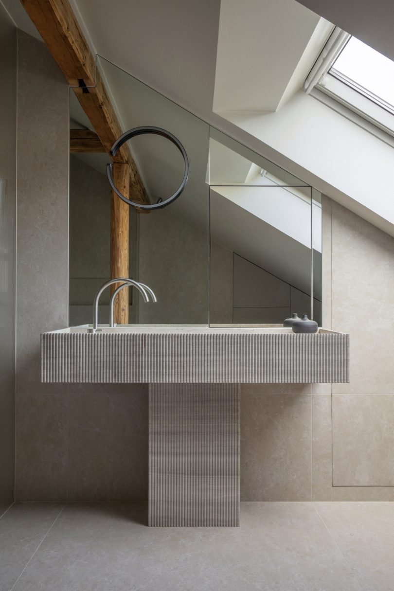 Oda Olafsrud设计的极简主义住宅DS Residence