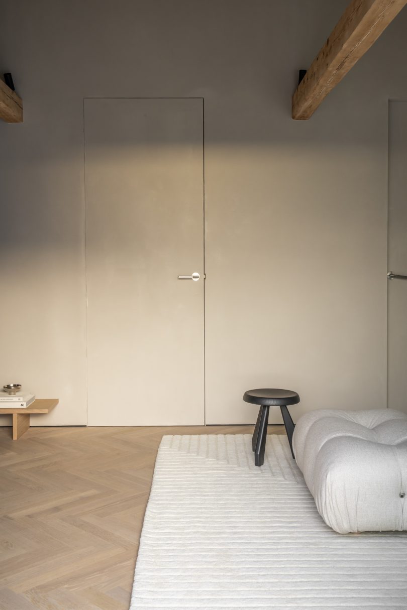 Oda Olafsrud设计的极简主义住宅DS Residence