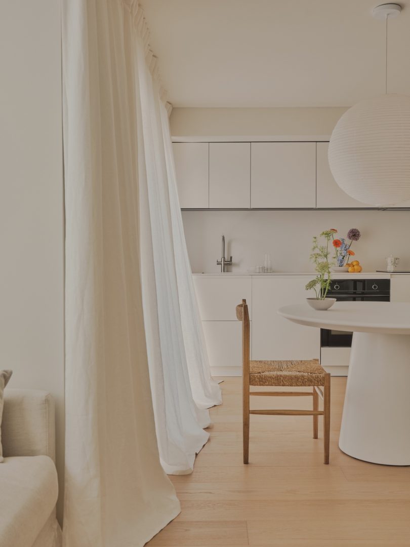 由Mata estudio设计的极简主义住宅Ese Interior