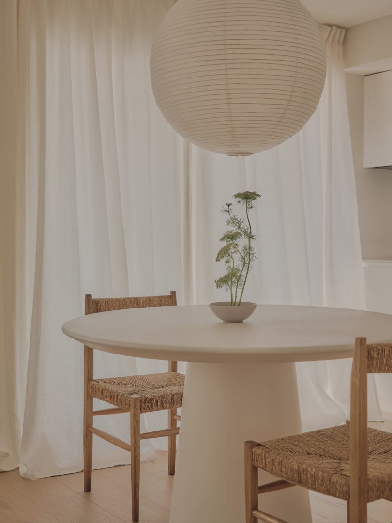 由Mata estudio设计的极简主义住宅Ese Interior