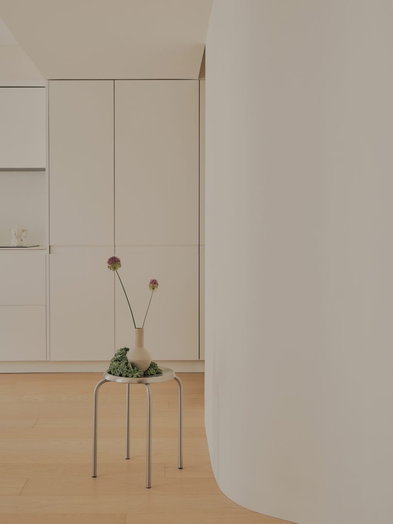 由Mata estudio设计的极简主义住宅Ese Interior