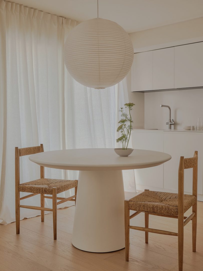 由Mata estudio设计的极简主义住宅Ese Interior