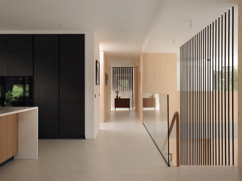 Brown & Brown设计的极简主义住宅Harmony House