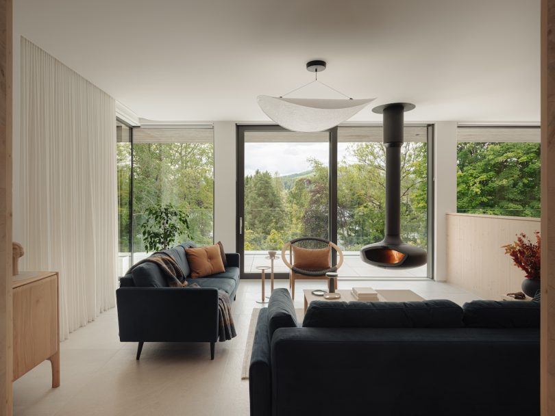 Brown & Brown设计的极简主义住宅Harmony House