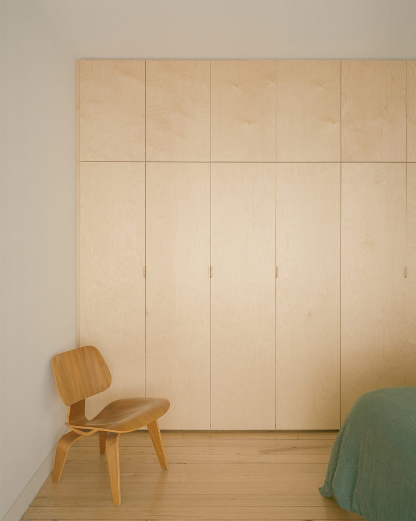 由Kart Projects设计的极简主义住宅House B