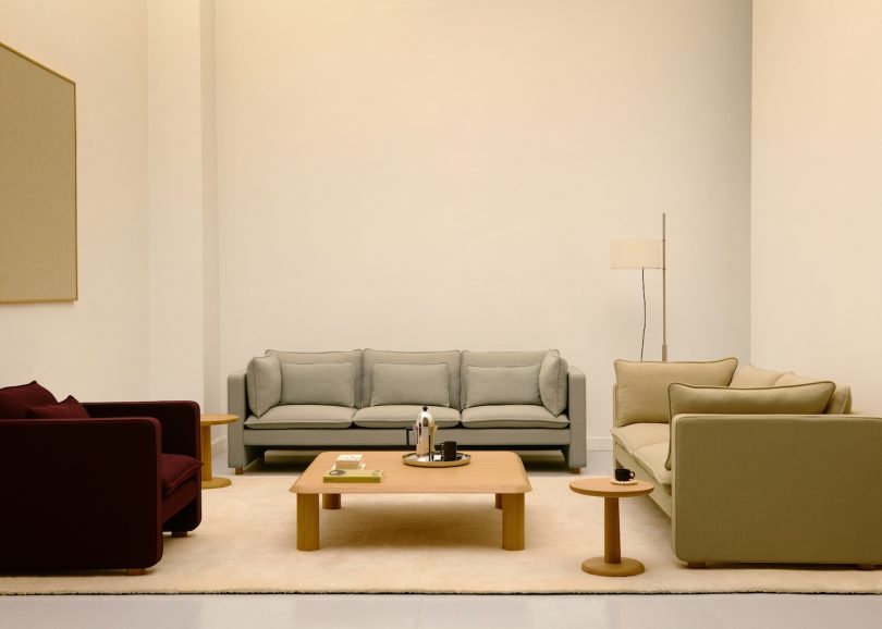 由Jasper Morrison设计的极简主义沙发Jota Sofa