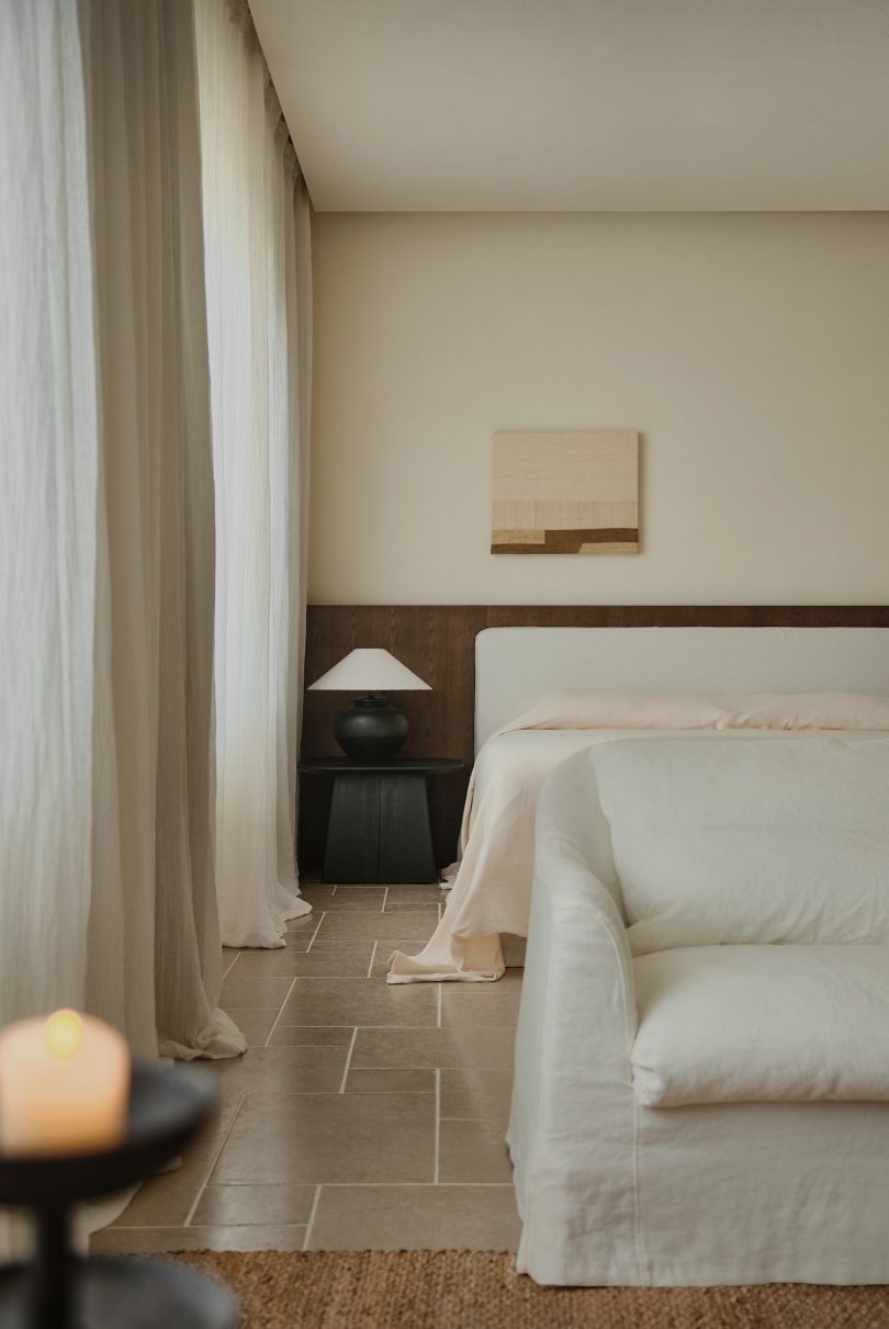 MOON DESIGN设计的极简住宅Shinoman Jinxin Courtyard