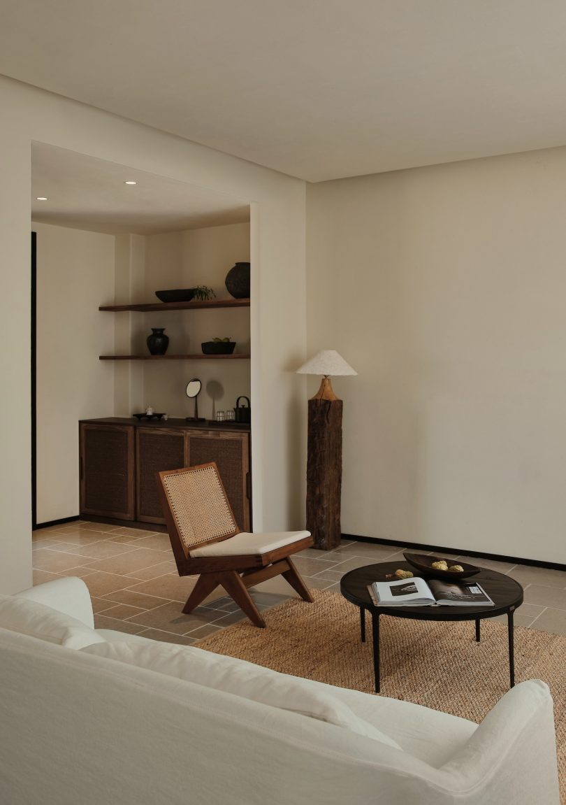 MOON DESIGN设计的极简住宅Shinoman Jinxin Courtyard