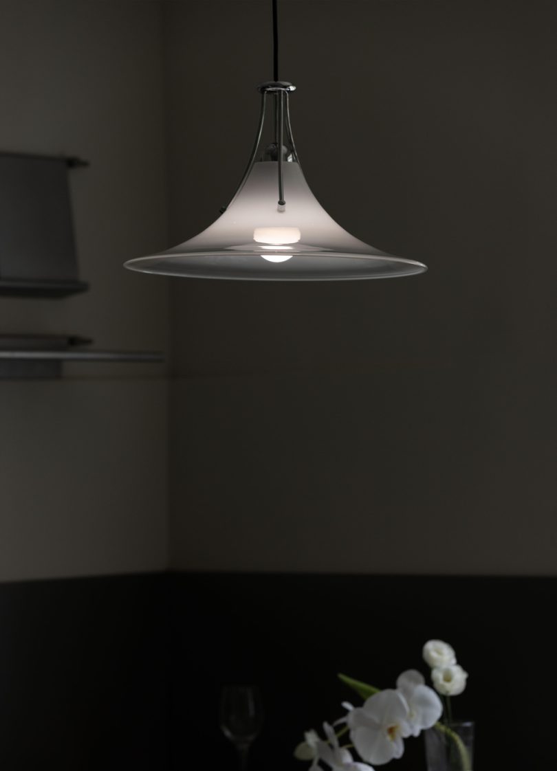 Ruhan Chen设计的极简主义灯具Magnolia LAMP