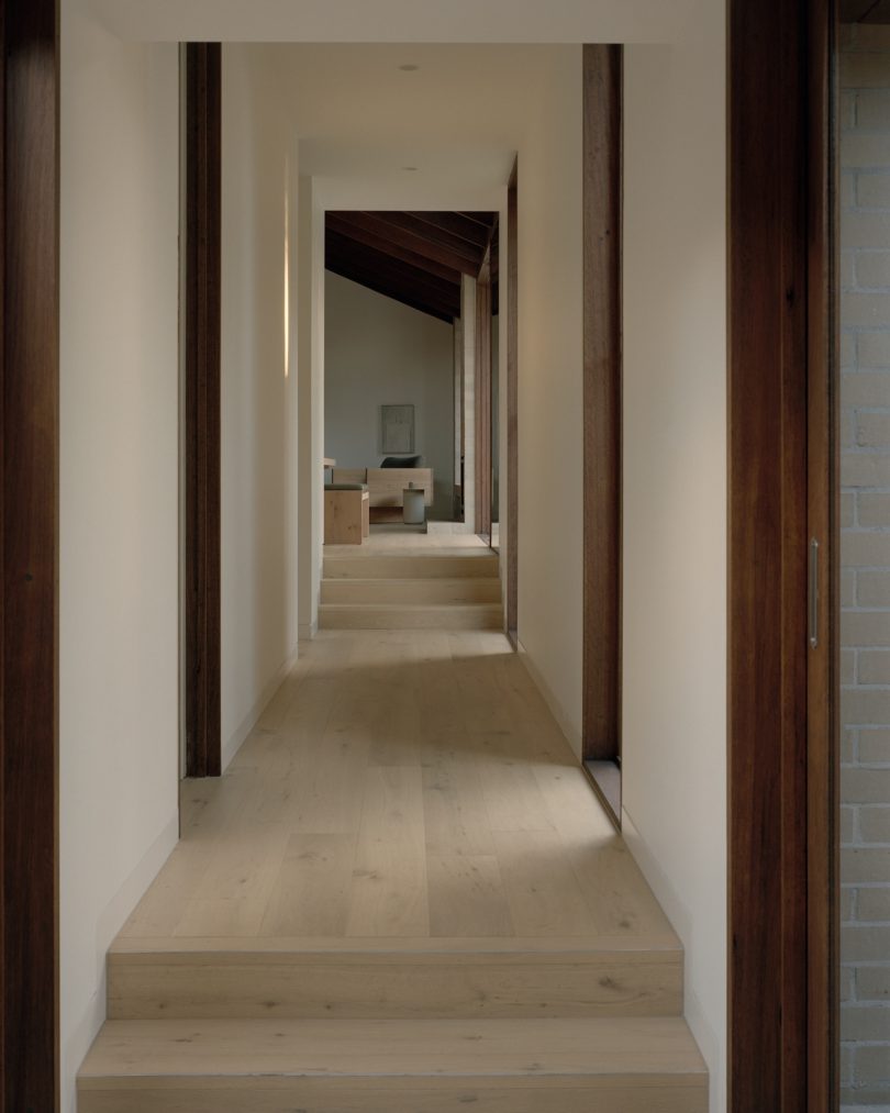 Victoria Merrett Architects设计的极简住宅Marianne House