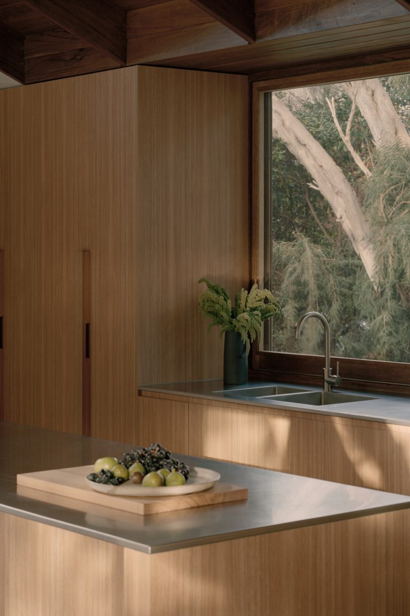 Victoria Merrett Architects设计的极简住宅Marianne House