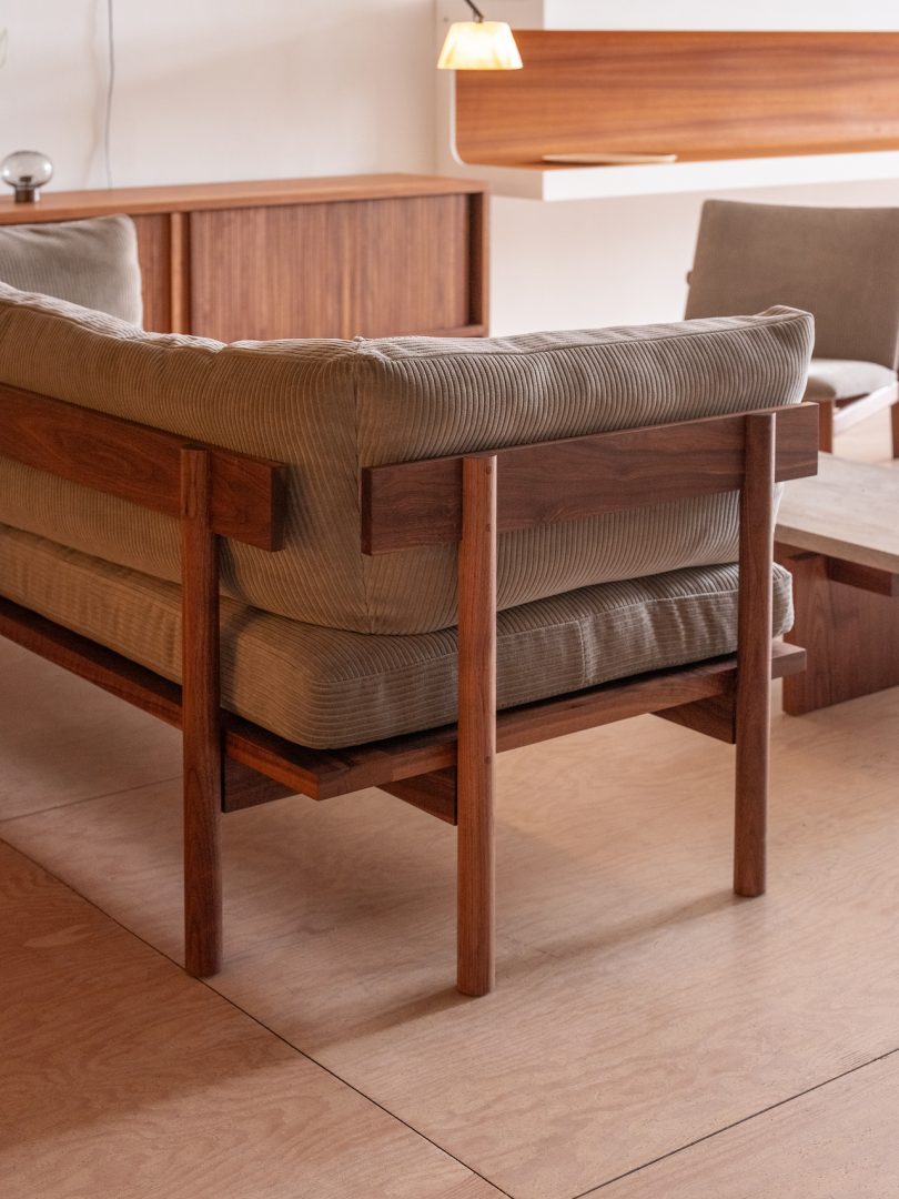 Thom Fougere再次将精致的极简主义设计带到Mjölk