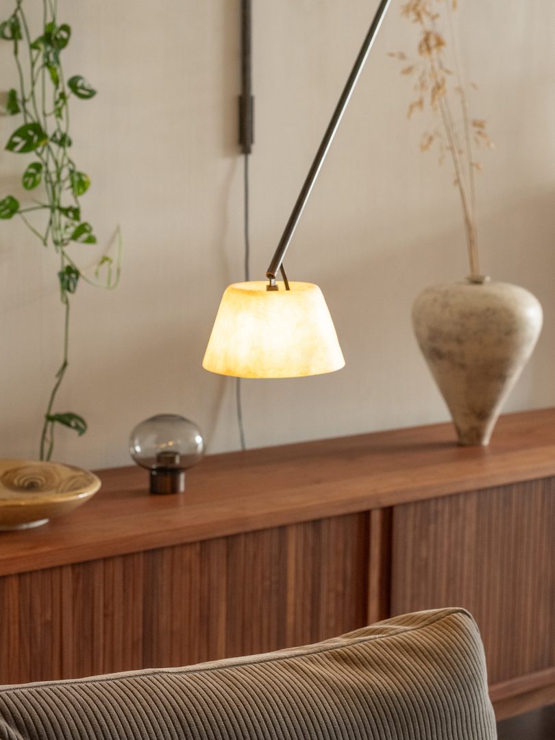 Thom Fougere再次将精致的极简主义设计带到Mjölk