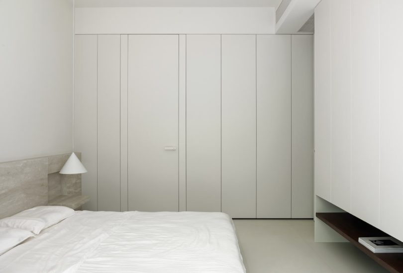 Hooray Lab设计的极简主义公寓Run Apartment