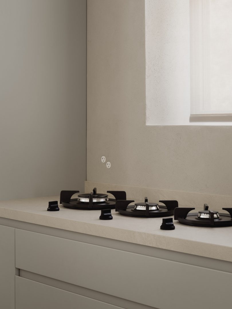 Mitchell Sweibel工作室设计的极简住宅Victoria