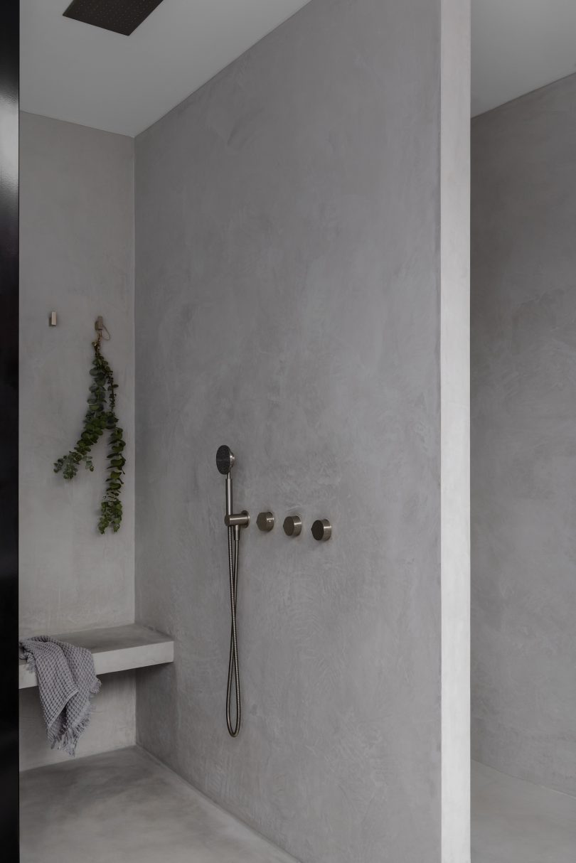 C. Kairouz Architects设计的极简住宅Waterloo Road