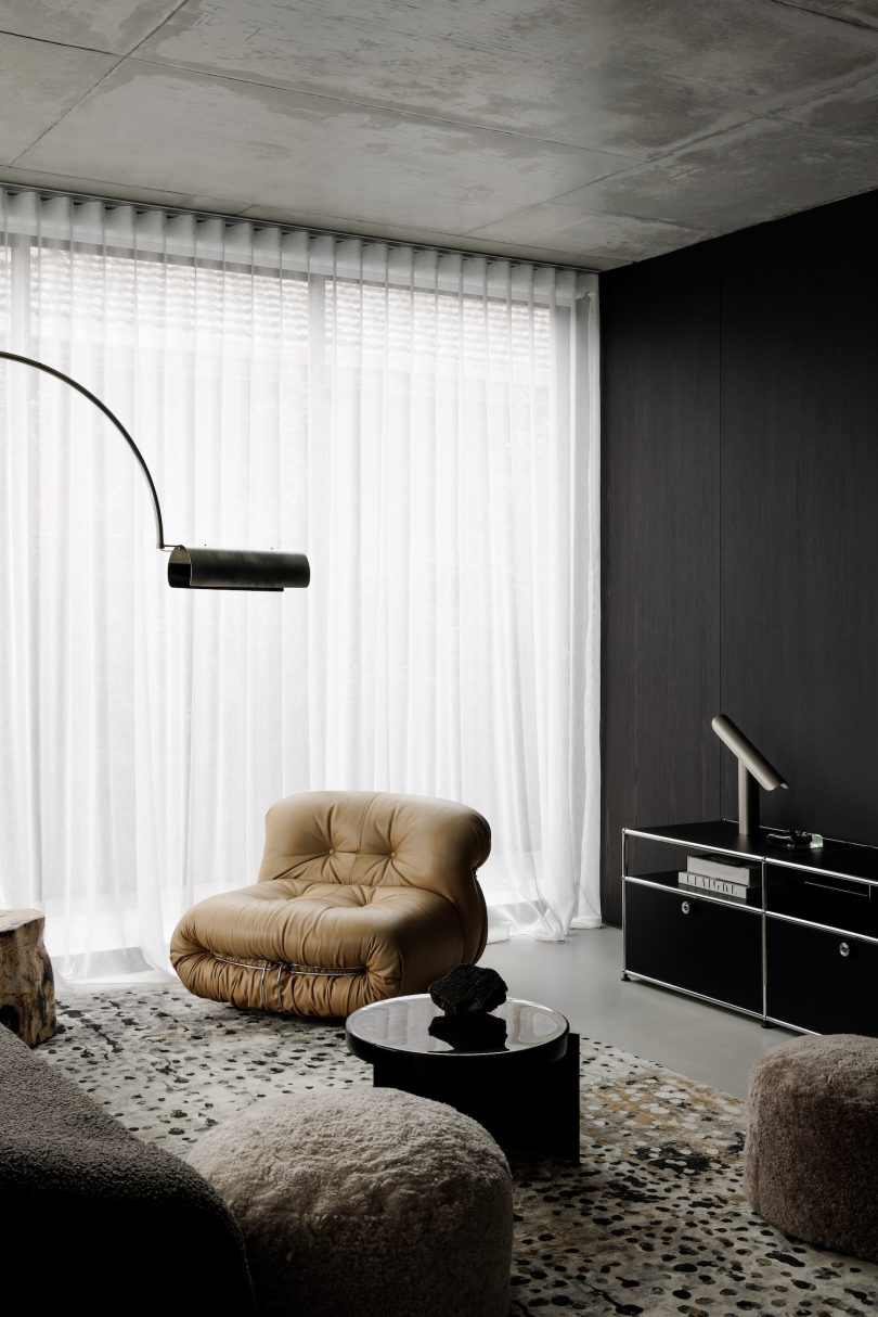 C. Kairouz Architects设计的极简住宅Waterloo Road