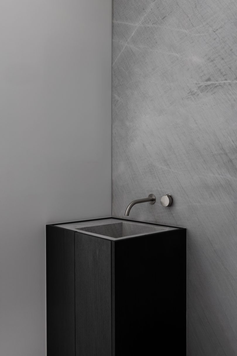 C. Kairouz Architects设计的极简住宅Waterloo Road