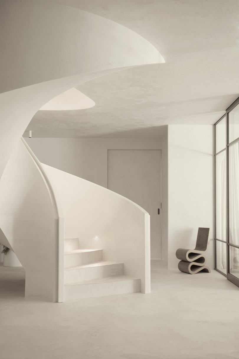 由Lot 1设计的极简主义空间Elle