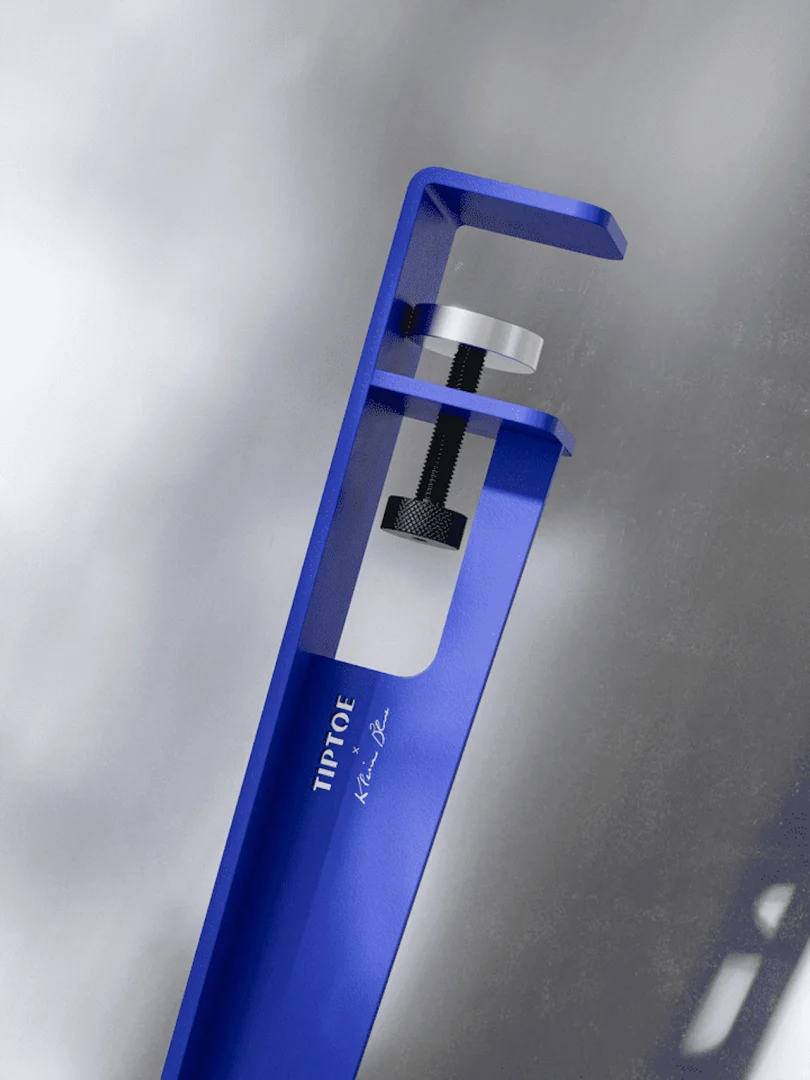 Tiptoe与Yves Klein Archives携手推出全新Klein Blue系列