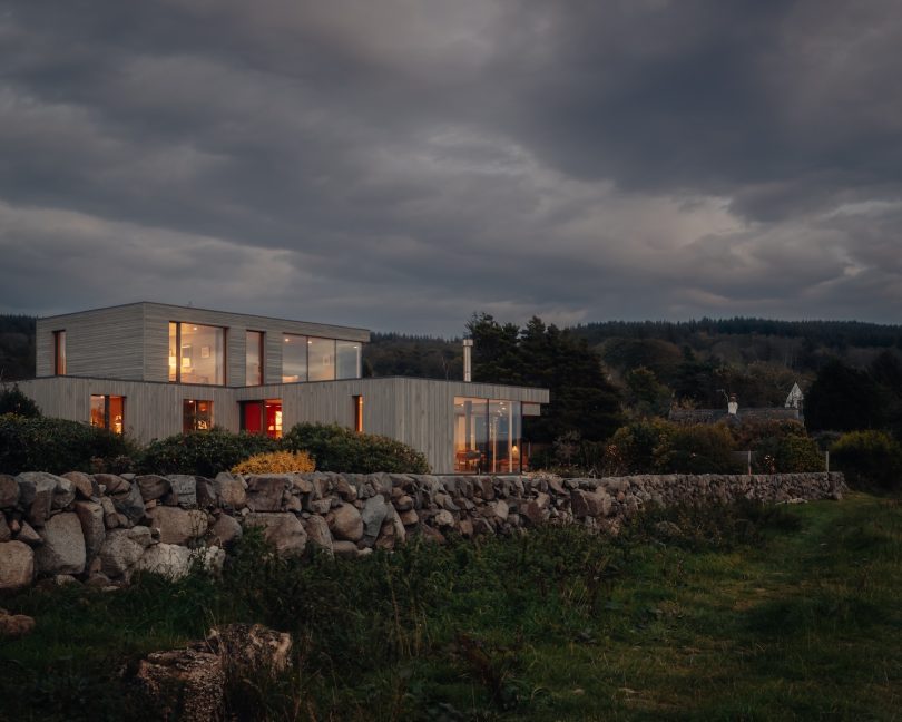 Brown & Brown Architects设计的极简住宅Tidal House