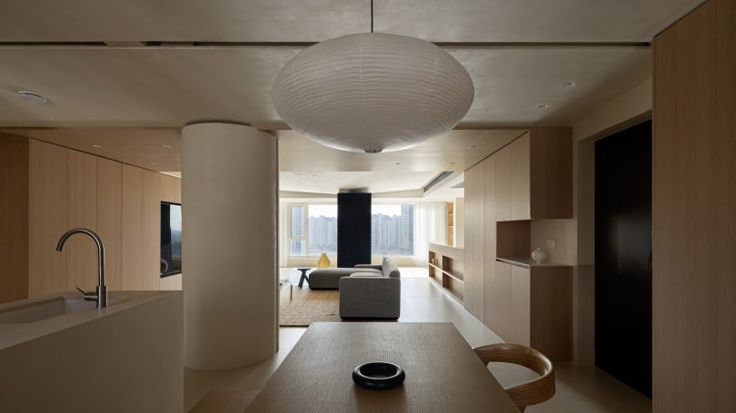 由DONGJIDESIGN设计的极简公寓Warm Habitat