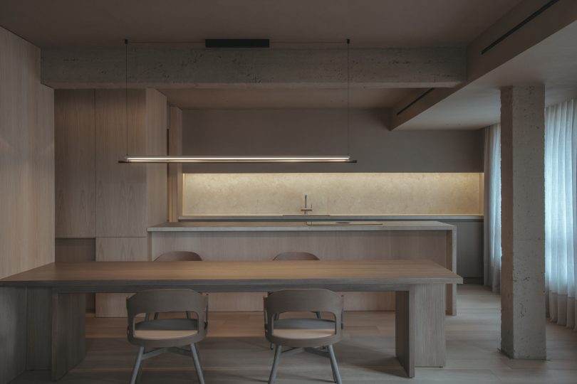 Francesc Rifé Studio设计的极简公寓BV Apartment