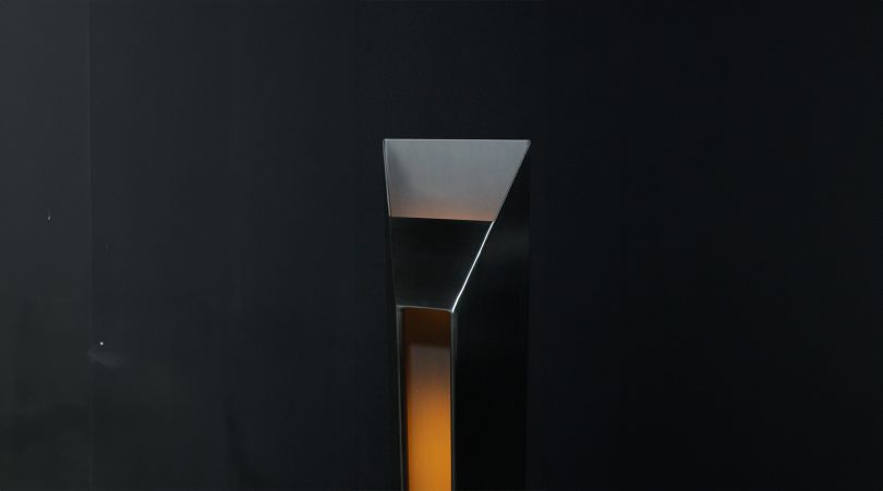 Siete Studio设计的极简主义灯具Fragua Lamp