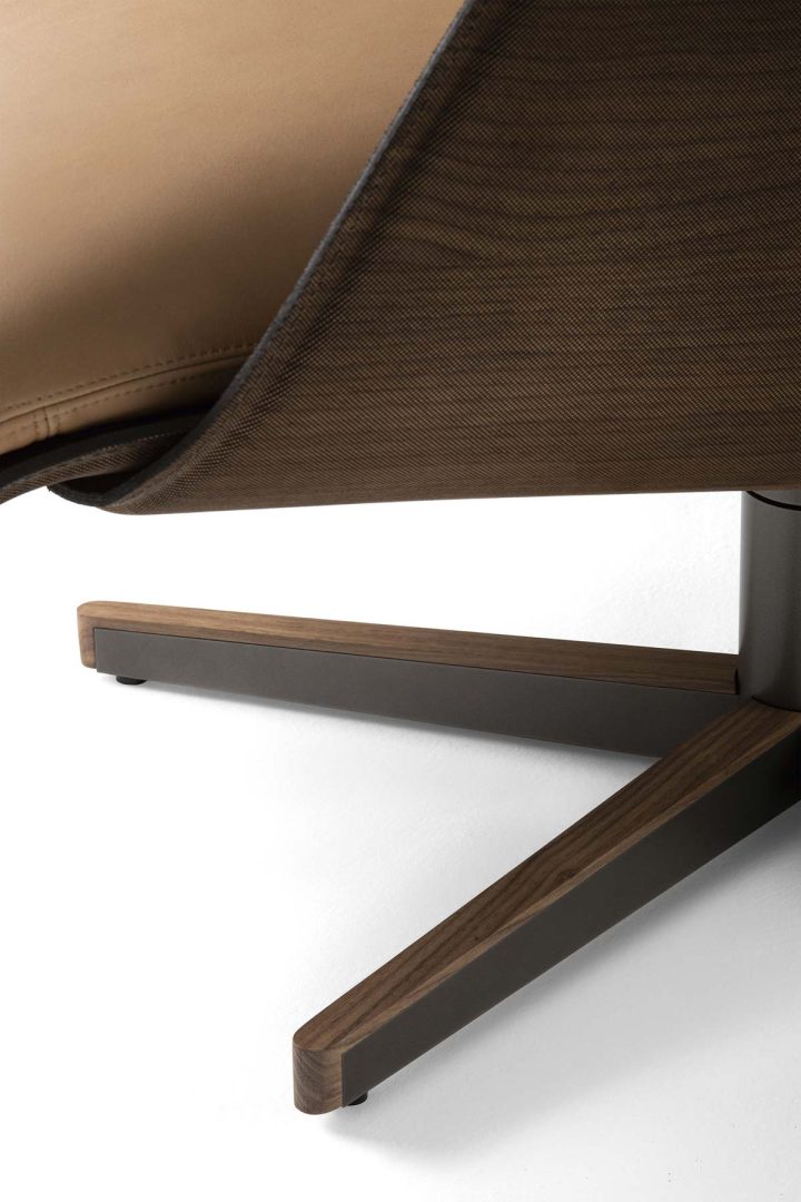 意大利家具品牌:Giorgetti木材形状的柔软度