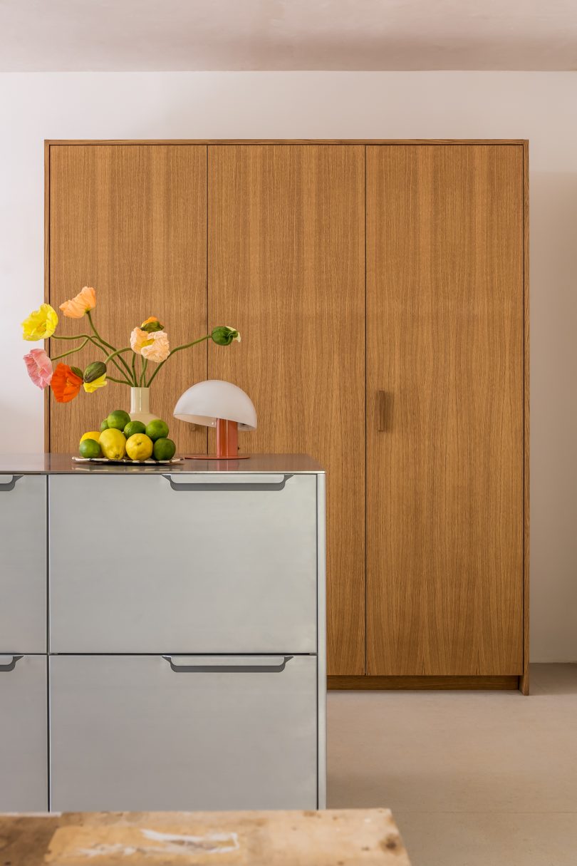 由Atelier Leymarie Gourdon设计的极简住宅Goncourt