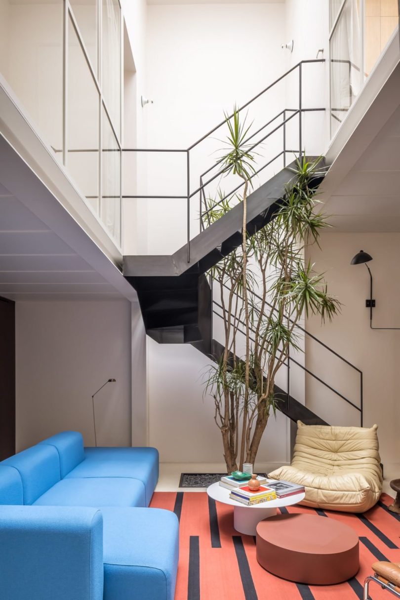 由Atelier Leymarie Gourdon设计的极简住宅Goncourt