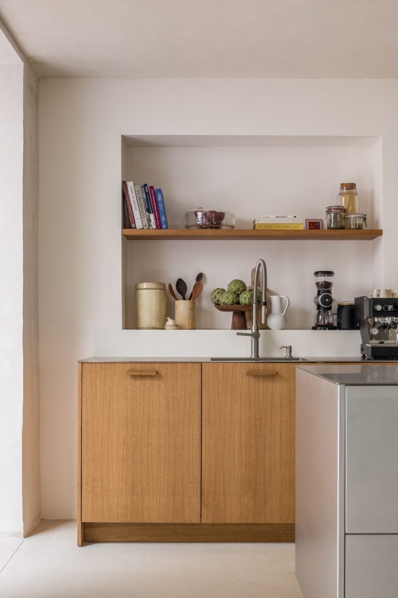 由Atelier Leymarie Gourdon设计的极简住宅Goncourt