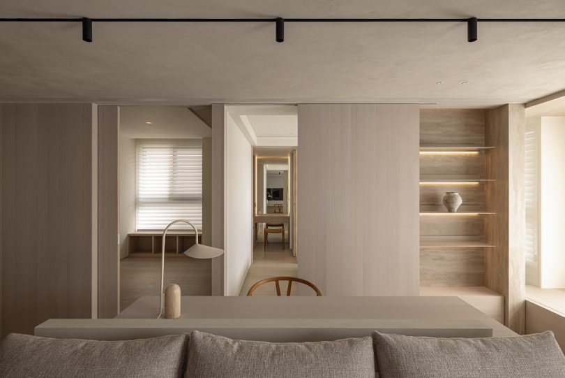 由CJ.DE设计的极简主义公寓 J House