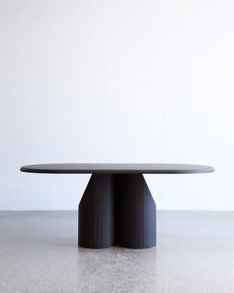 Mary Ratcliffe Studio设计的极简家具Barrow Collection