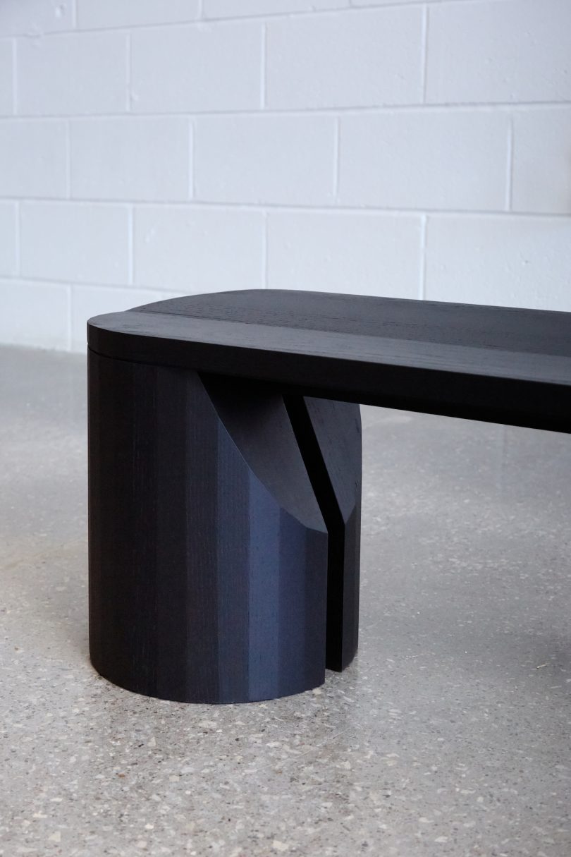 Mary Ratcliffe Studio设计的极简家具Barrow Collection