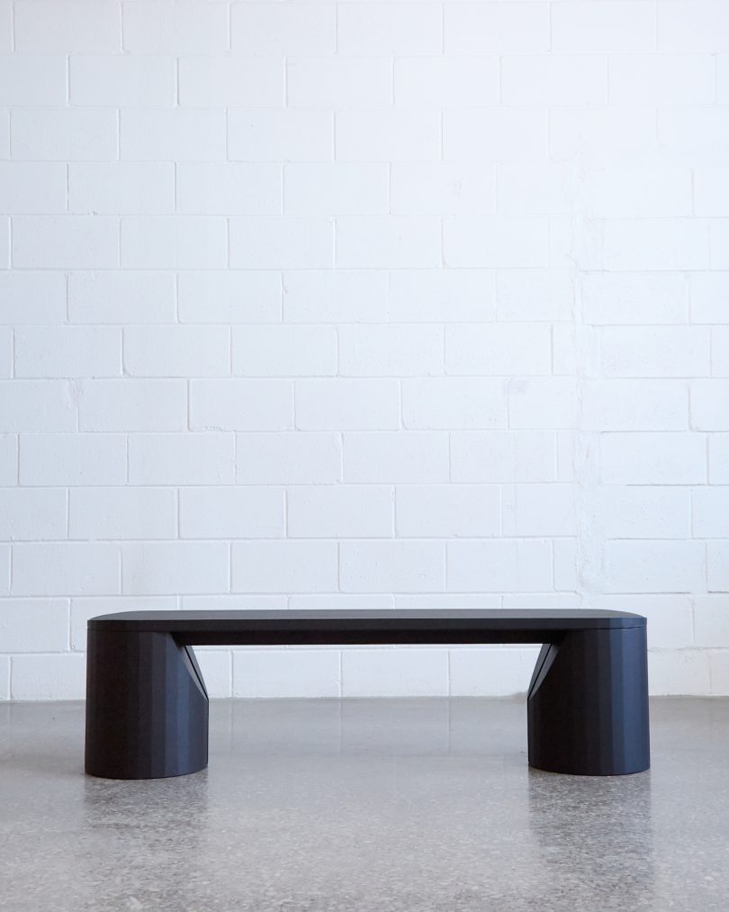 Mary Ratcliffe Studio设计的极简家具Barrow Collection